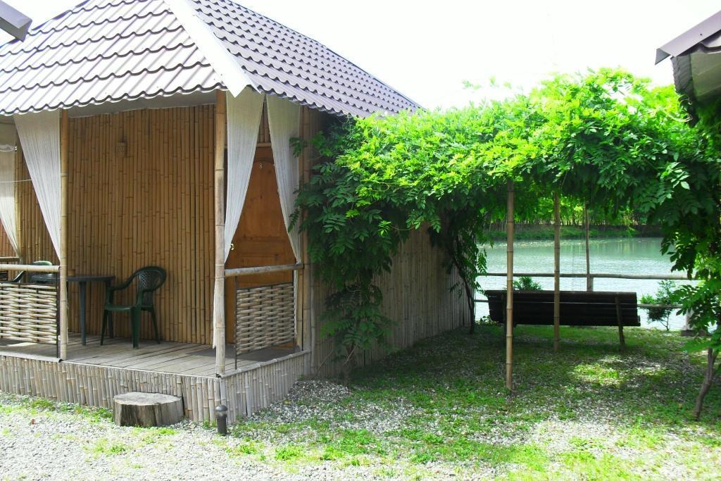 Ostrov Park-Hotel Pizunda Exterior photo